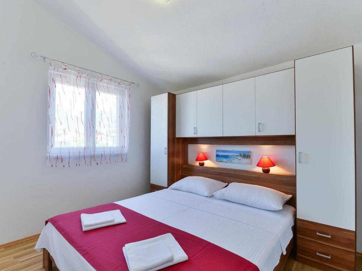 Matas - Srd316 By Interhome *